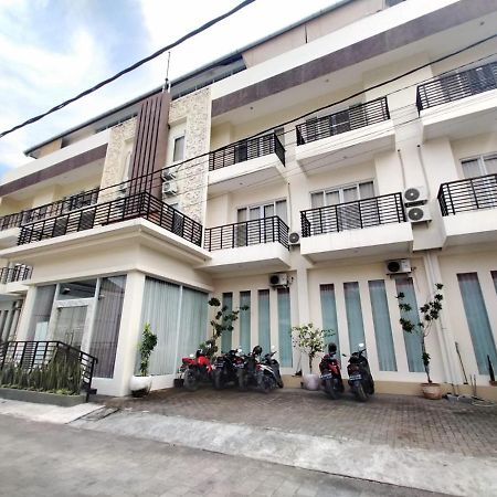 Ultimate Residence Bali Dempasar Exterior foto