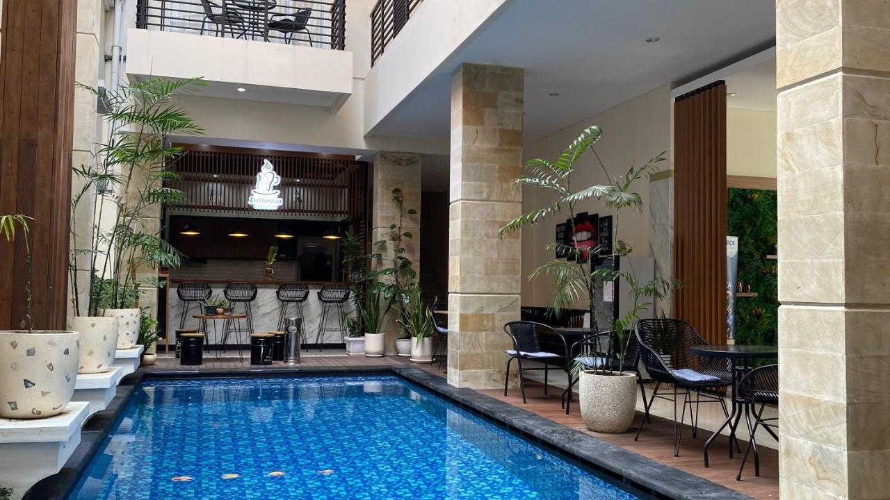 Ultimate Residence Bali Dempasar Exterior foto